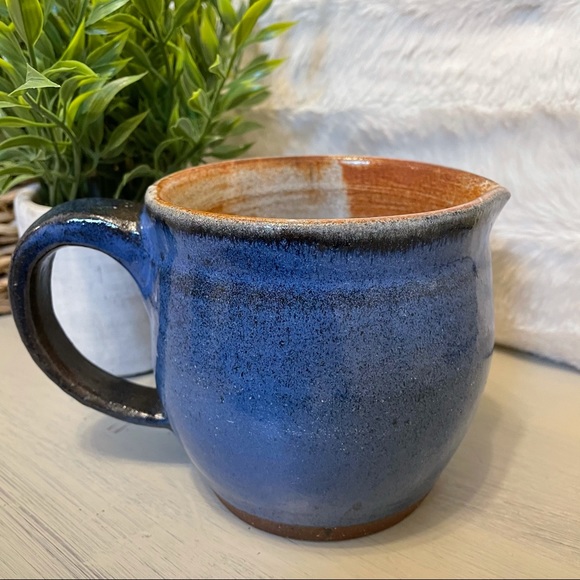 Vintage Blue Pottery - Picture 2 of 8